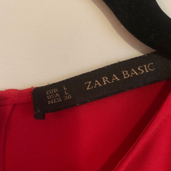 Zara red blouse, no sleeves - Picture 3 of 3